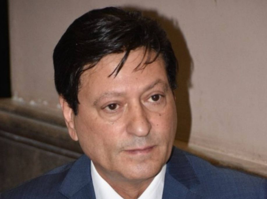 الفنان محمد الحلو يتعرض لأزمة صحية خطيرة