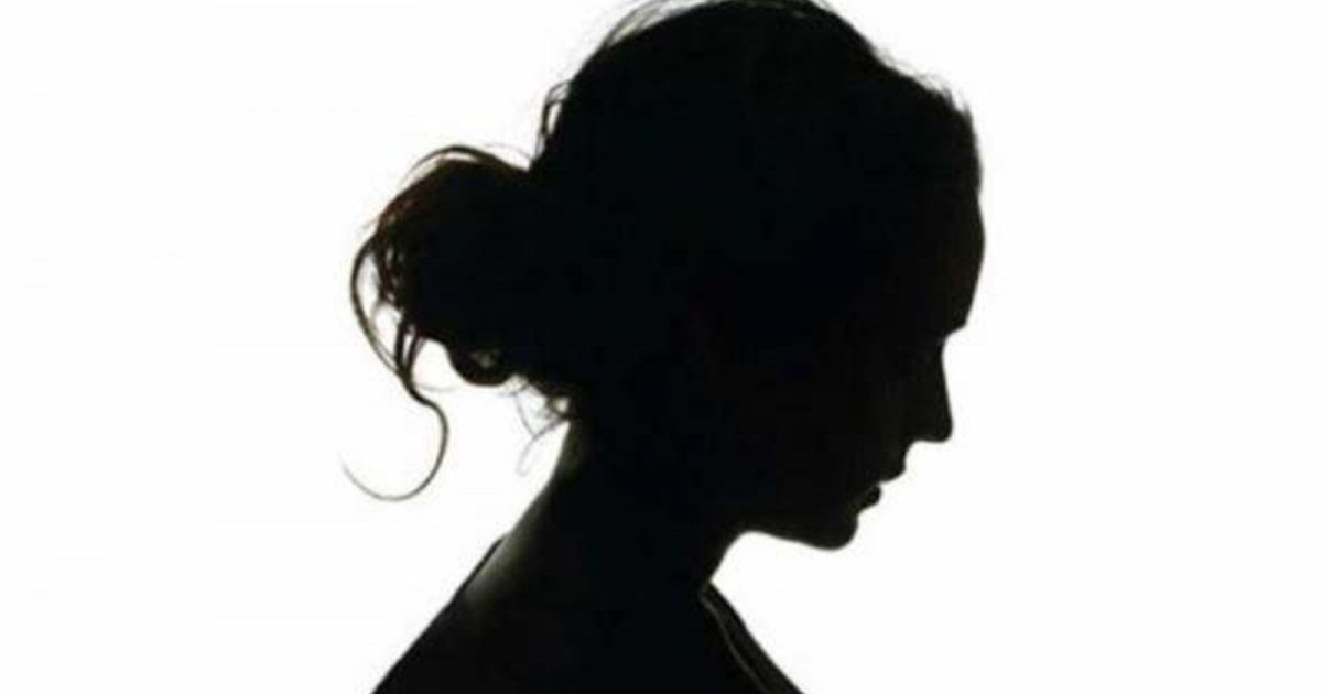 شاهد .. تعرفوا إلى هذه الممثلة المصرية.. والدها قاتل وتزوجت إبنها بالخطأ