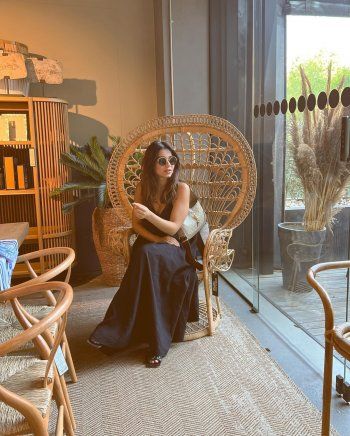 شاهد .. رحمة رياض بإطلالة حابسة للأنفاس.. وفستانها حديث المتابعين