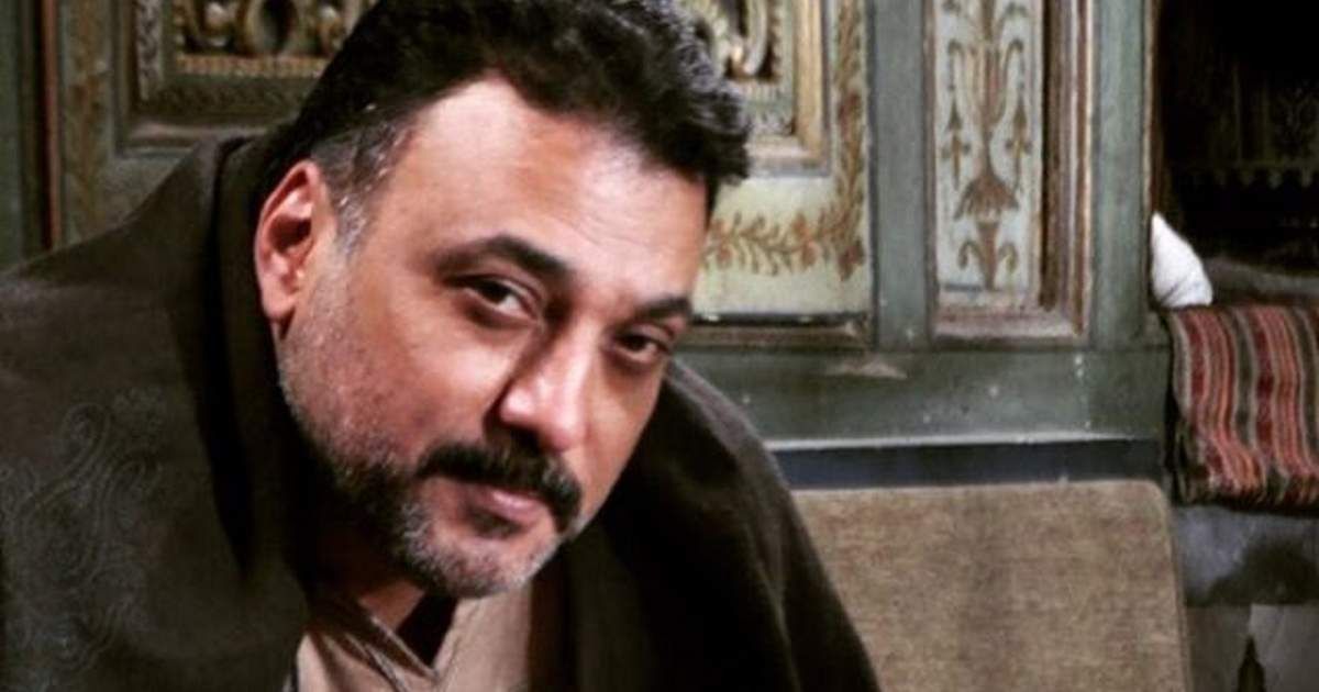 شاهد .. طارق مرعشلي يحتفل بعيد ميلاد زوجته ويوجه لها رسالة رومانسية