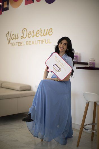 شاهد .. داليا كريم تفتتح عيادتها المتخصصة بالخدمات التجميلية