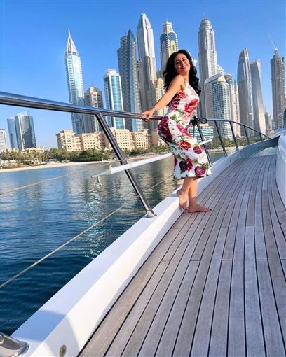 رانيا يوسف قلبت الدنيا في دبي بسبب الفستان الجديد : شاهد
