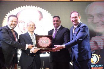 شاهد .. محمد صبحي مكرماً.. بالصور