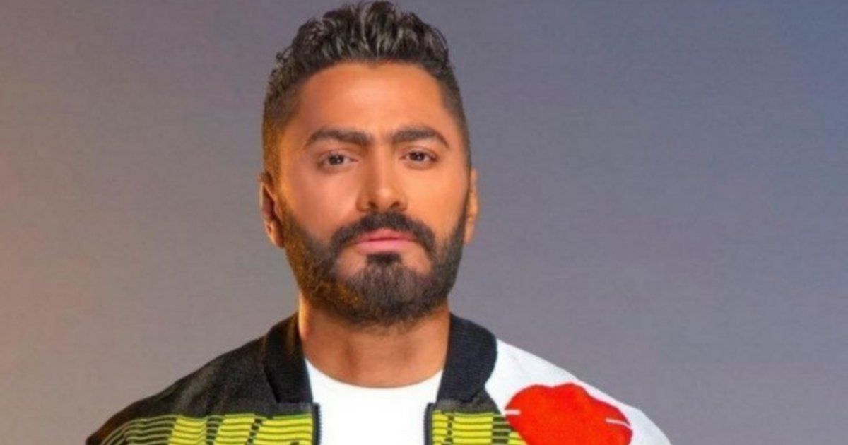 شاهد .. تامر حسني يشوق الجمهور لأغنيات ألبوم "عشأنجي" ويحدد موعد طرحها