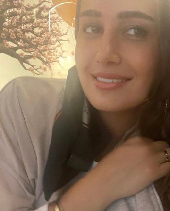 شاهد .. حلا شيحة تحدث حالة من البلبلة بعد ظهورها الأخير.. والسبب خصلات من شعرها