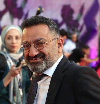 شاهد .. بالصور- بطلات "مدرسة الروابي للبنات" وكارمن لبس وجورج خباز وزينة دكاش في إفتتاح مهرجان عمان السينمائي