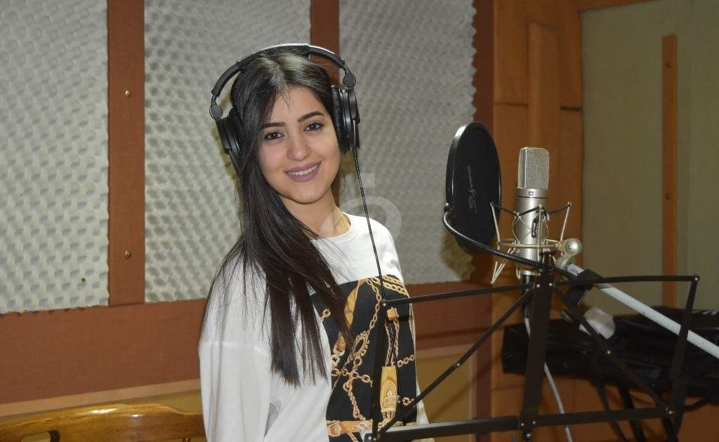 شاهد .. خاص بالصور- شانتال جعجع تدخل القفص الذهبي..وهل ستُكمل مشوارها الفني؟