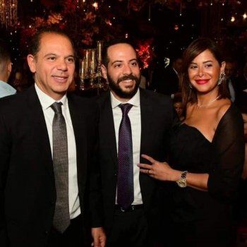 شاهد .. لبلبة ويسرا وفيفي عبده أبرز حضور حفل زفاف ابنة عصام إمام بغياب عمها عادل إمام-بالصور