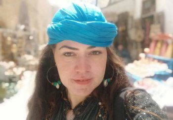 شاهد .. مخرجة مصرية تفجع بوفاة شقيقها