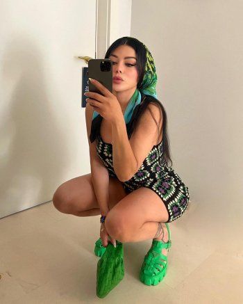 شاهد .. أحدث إطلالة لـ هيفا وهبي من فرنسا.. وهكذا بدت