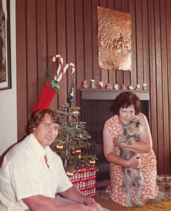 شاهد .. أرنولد شوارزنيغر يستذكر والدته بكلمات مؤثرة- بالصور