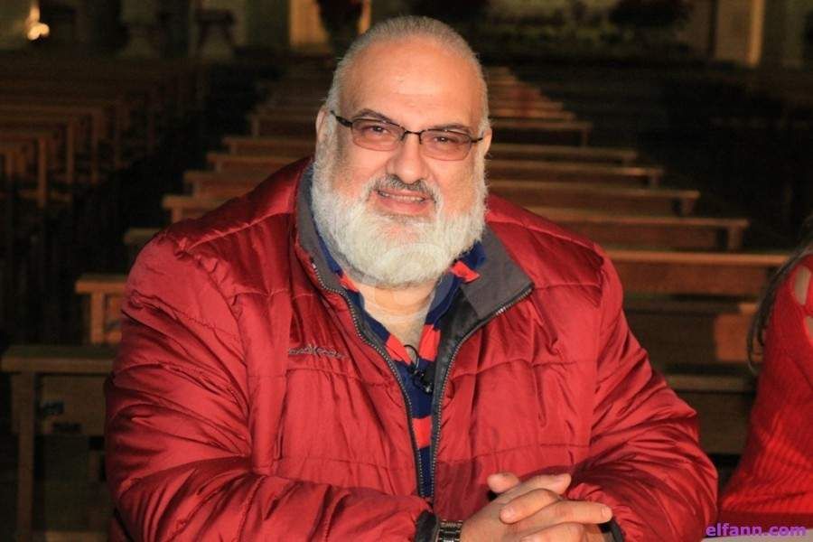 شاهد .. إيلي مسعد يطلق آخر أعماله "لايمني ليه"