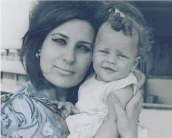 شاهد .. تعرفوا إلى هوية هذه الطفلة.. أصبحت من جميلات السينما المصرية