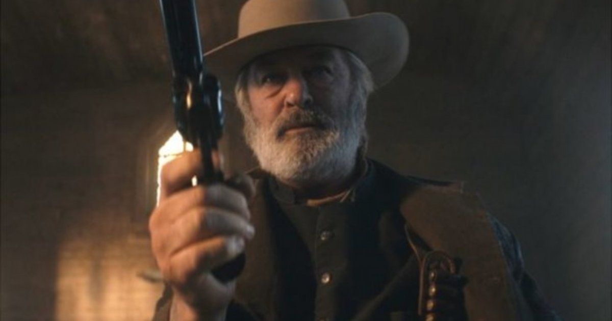 شاهد .. أليك بالدوين يعلق على حادثة مقتل هالينا هتشينز ويؤكد أنه ليس ضحية!