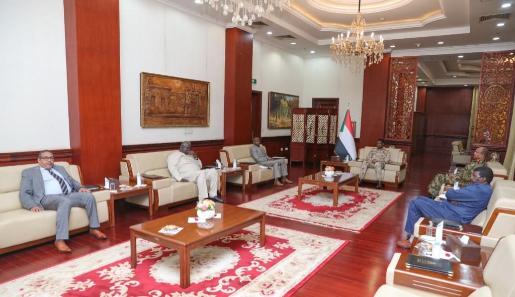 اجتماع مشترك للجنة الثلاثية للمكون العسكري بمجلس السيادة والجبهة الثورية