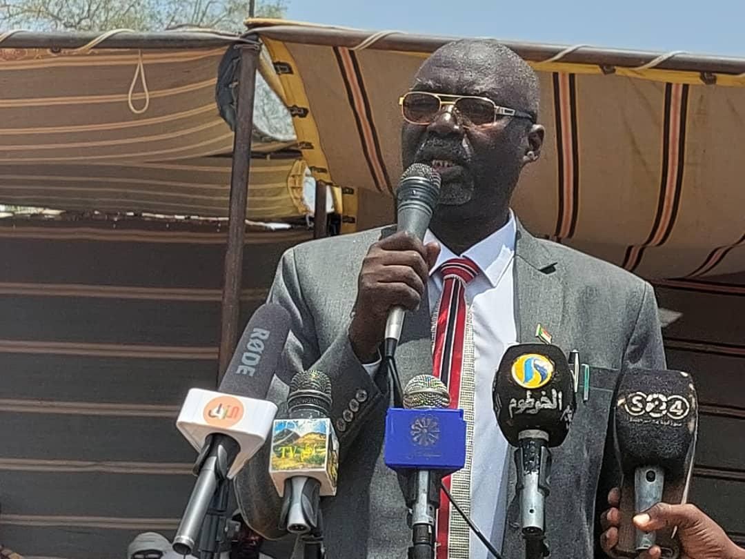 والي جنوب كردفان يشرف احتفال وداع قائد ثاني الفرقة١٤ مشاه