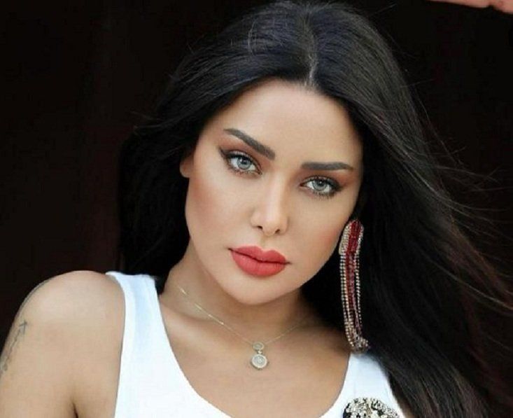 شاهد .. كاميليا ورد بهجوم كبير : ما أسخفكم ! انتو كلكم فاشلين ! .. وهل قصدت فارس كرم وميريام فارس؟