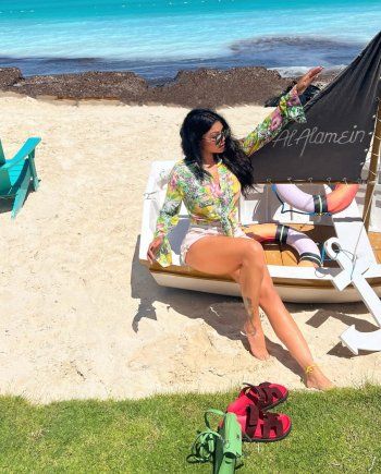 شاهد .. سعر حقيبة وحذاء هيفا وهبي المدهشين يتخطى المعقول.. والجمهور يعلق