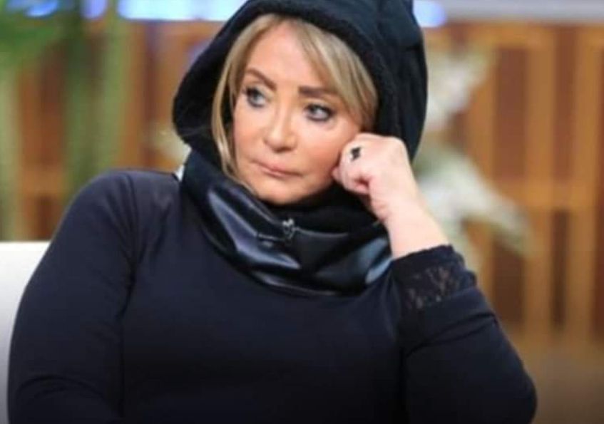 شهيرة :” اعتزلت الفن بسبب ابتعادي عن الصلاة ومنعت حد يخدم محمود ياسين غيري”