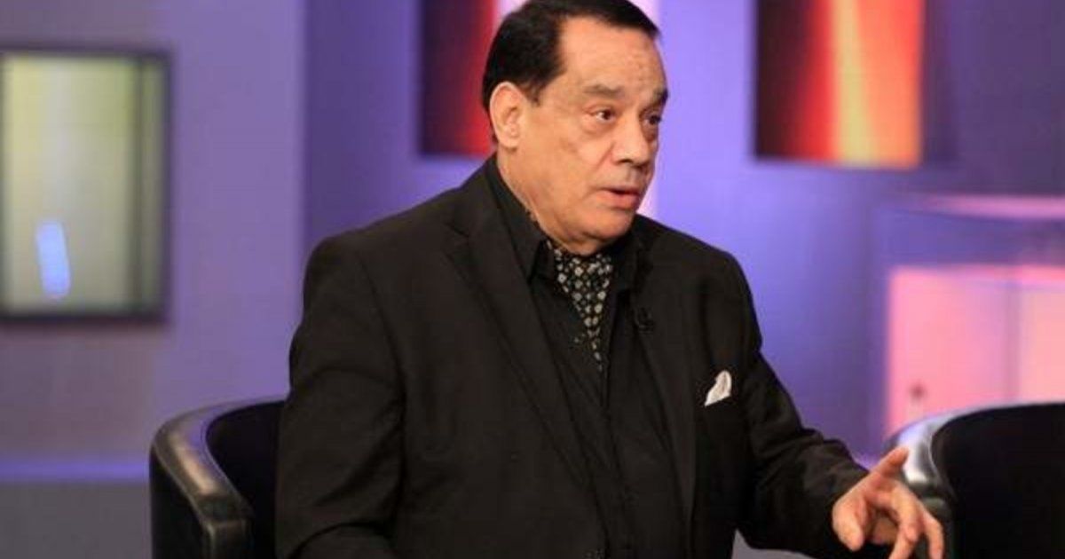 شاهد .. حلمي بكر يدعو مصطفى كامل للترشح لمنصب نقيب المهن الموسيقية وهكذا وصف نفسه