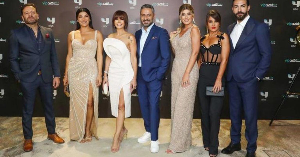 شاهد .. خاص بالصور- عربي غيبة يقع في غرام إحدى بطلات "ستيليتو" وهذا ما كشفه