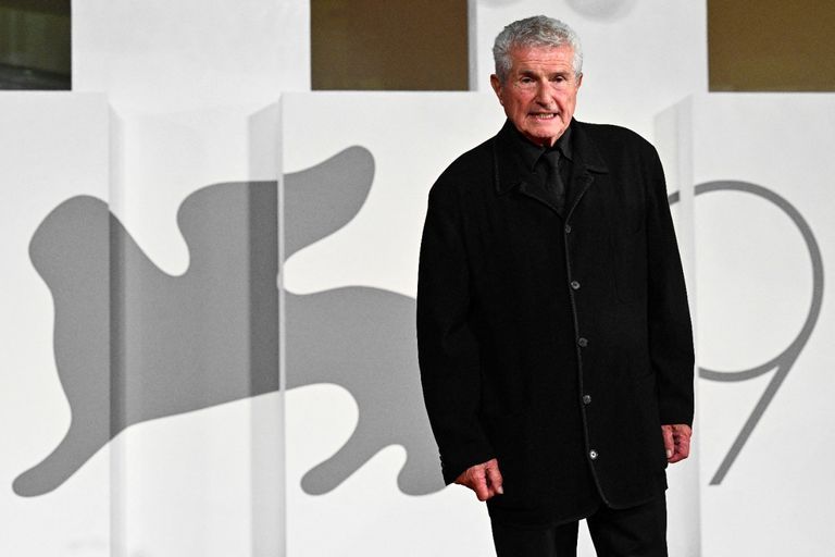 بالصور : إطلالات خطفت الأضواء في مهرجان البندقية السينمائي في فينسيا