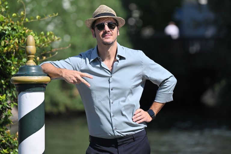 بالصور : إطلالات خطفت الأضواء في مهرجان البندقية السينمائي في فينسيا