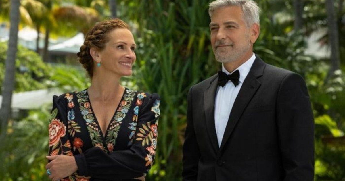 شاهد .. مشهد القبلة في فيلم Ticket to Paradise تطلّب اعادته 80 مرة بين جورج كلوني وجوليا روبرتس