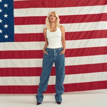 شاهد .. كيم كارداشيان تصدم الجمهور بملامحها الجديدة.. وهكذا بدت