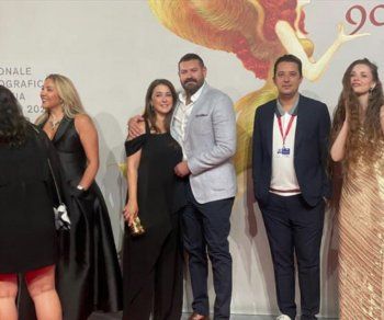 شاهد .. بالصور- كندة علوش في مهرجان فينيسيا بعد أيام من الولادة