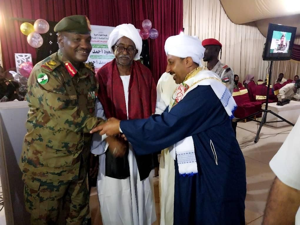 حفل وداع واستقبال لقائد الفرقة الثامنة 18 مشاة بالنيل الأبيض