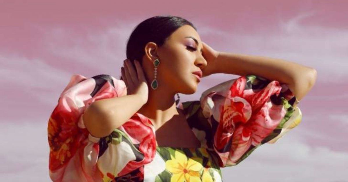 شاهد .. هكذا ردت أسما لمنور على خبر زواجها