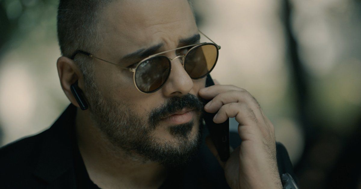 شاهد .. موقع "الفن" ينفرد بلقطات لرامي عياش من كواليس "العين بالعين"