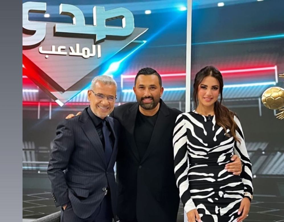 درة تبكي على الهواء بسبب حديث شقيقها عنها