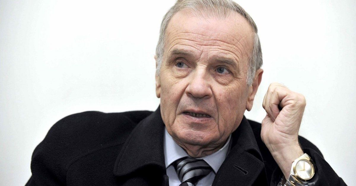 شاهد .. المرتضى ينعى شمس الدين بكلمات مؤثرة "جبل عامل سينحني قليلًا من ثقلِ الدمعةٍ"