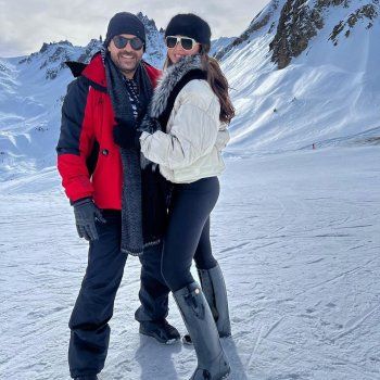 شاهد .. نيكول سعفان تحتفل بعيد ميلاد طارق العريان.. وتنشر هذه الصور