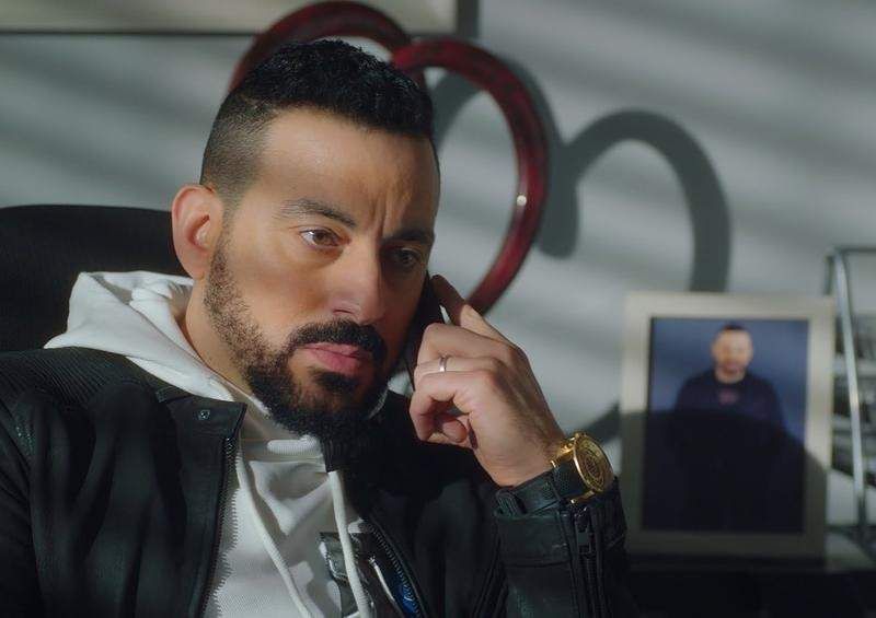 شاهد .. خطأ يضع محمد دياب بمأزق..وكيف رد؟