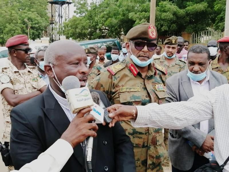 تدشين مبادرة القوات المسلحة لإصحاح البيئة بمستشفي الأطفال بمدني