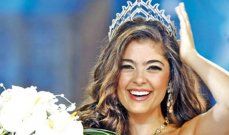 شاهد .. هذا اللون الراقي تعتمده الملكة رانيا في المناسبات المهمة.. شاهدي طريقتها في تنسيقه