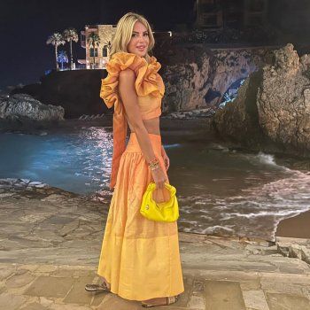 شاهد .. إستوحي أجمل إطلالاتك العصرية من ساندرا رزق.. طريقة تنسيقها الملابس تعطيكي الثقة! - بالصور