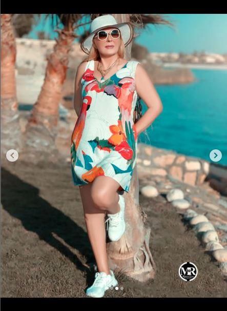 إن دبلت الوردة ريحتها فيها: رانيا الجندي مش لابسة بنطلون في صورها الجديدة