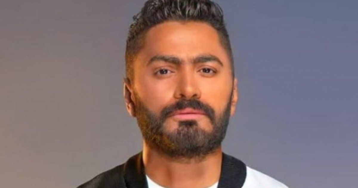 شاهد .. تامر حسني يحذر متابعيه من هذا الأمر