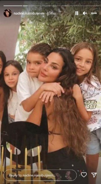 شاهد .. نادين نسيب نجيم تحتفل بعيد ميلاد إبنها.. وتظهر بملابس السباحة