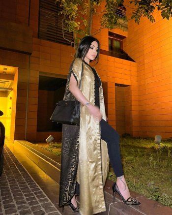 شاهد .. بالصور والفيديو- أدخلوا معنا الى منزل هيفا وهبي الفخم والعصري .. تمتلك غرفة للأحذية والحقائق!