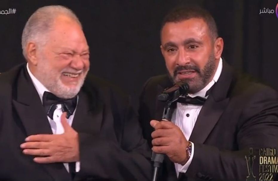 أحمد أمين يتصدر المشهد.. قائمة الفائزين بجوائز مهرجان القاهرة للدراما