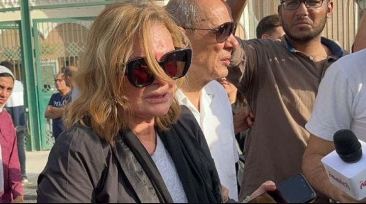 الحزن يخيم علي نجوم الفن برحيل إبن الأصول هشام سليم