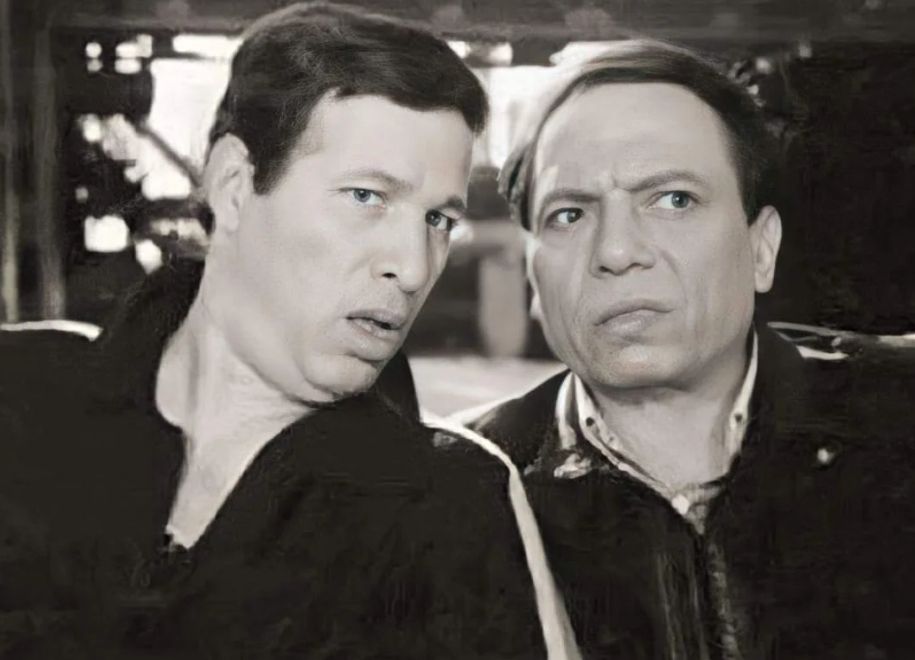 الزعيم طلع يدافع عن صاحب عمره ” سعيد صالح “