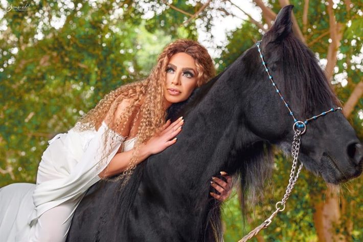 لو جوزك خانك شوفي “دوللي شاهين ” عملت ايه وقلديها