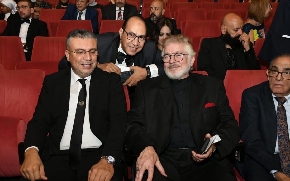 عمرو الليثي والأمير اباظة يسلما جوائر مسابقة ممدوح الليثى للسيناريو بافتتاح مهرجان الإسكندرية