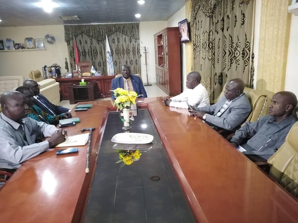 حاكم إقليم النيل الأزرق يستقبل نشطاء السلام